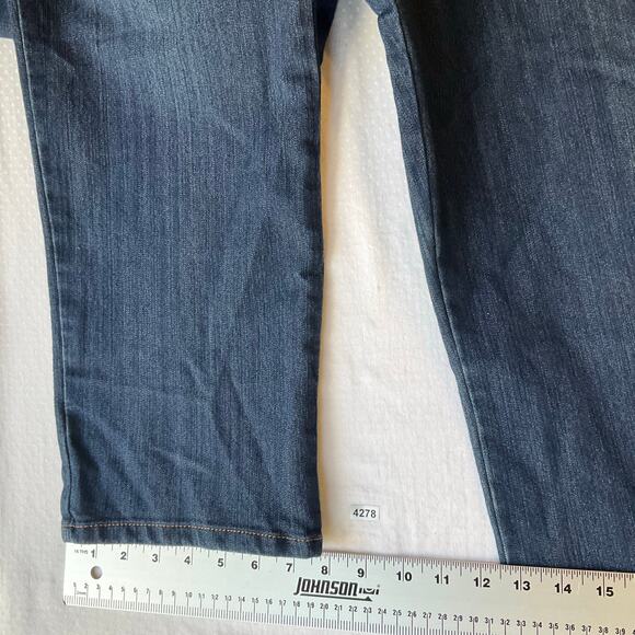 Gloria Vanderbilt Women Amanda Jeans size 18 Missy Blue MidRise Slim Fit Stretch - Picture 6 of 11